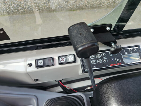 Takeuchi TB216 – Image 12