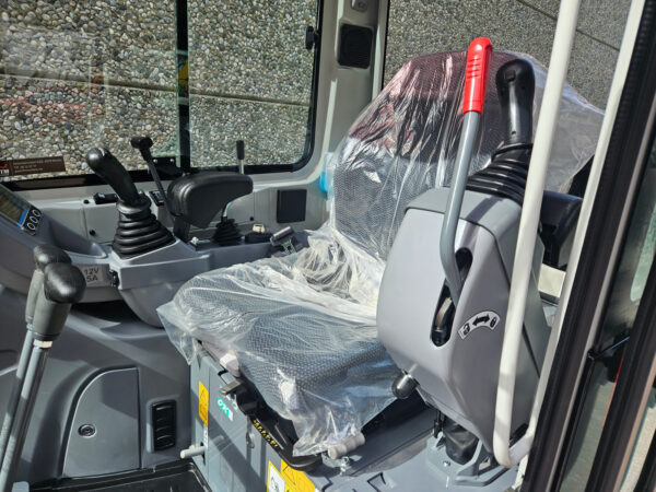 Takeuchi TB216 – Image 15