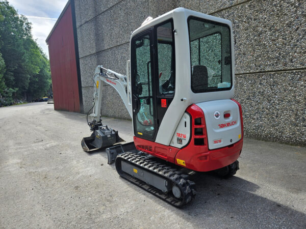 Takeuchi TB216 – Image 5