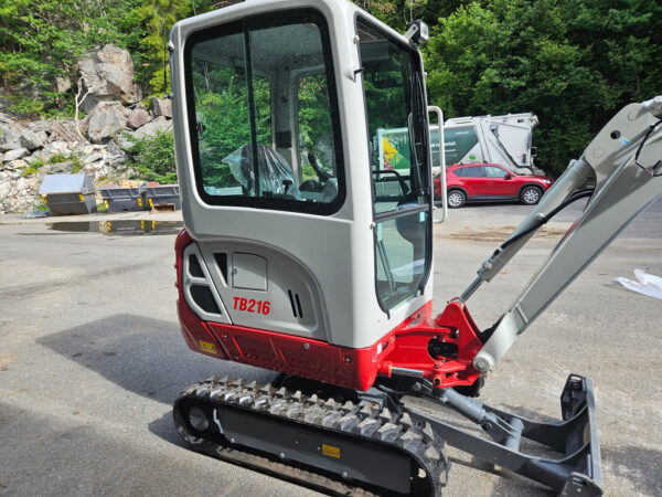 Takeuchi TB216 – Image 2