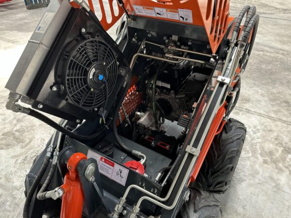 Mini chargeur / Valet de ferme RAPTOR 600.R – Image 11