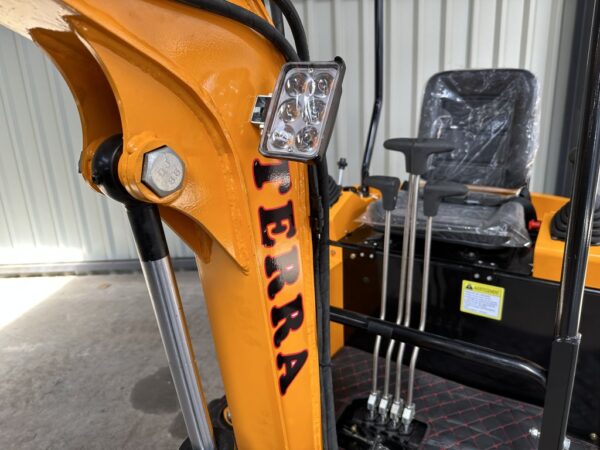 Mini pelle TERRA CS15.R – Image 14