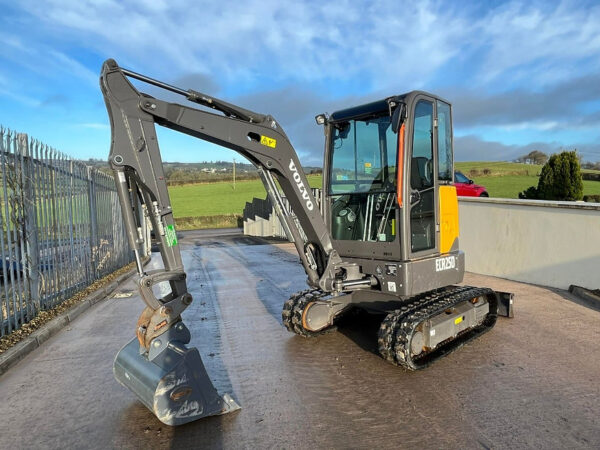 Volvo ECR25D – Image 2