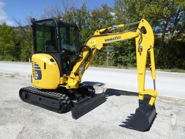 KOMATSU PC 26 MR-3 – Image 6
