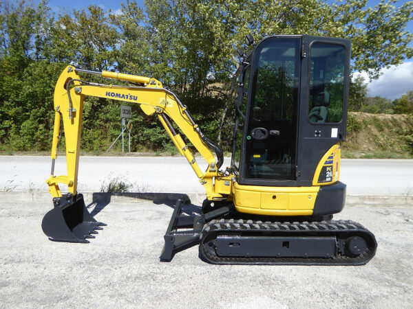 KOMATSU PC 26 MR-3 – Image 8