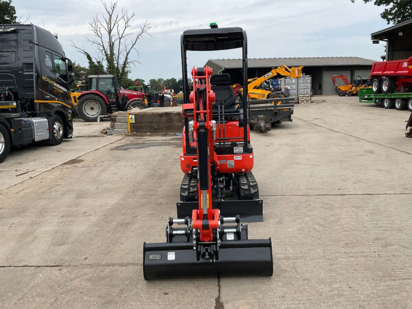 KUBOTA U17-3A – Image 8