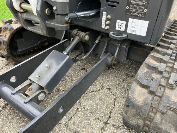 Bobcat E17 – Image 9