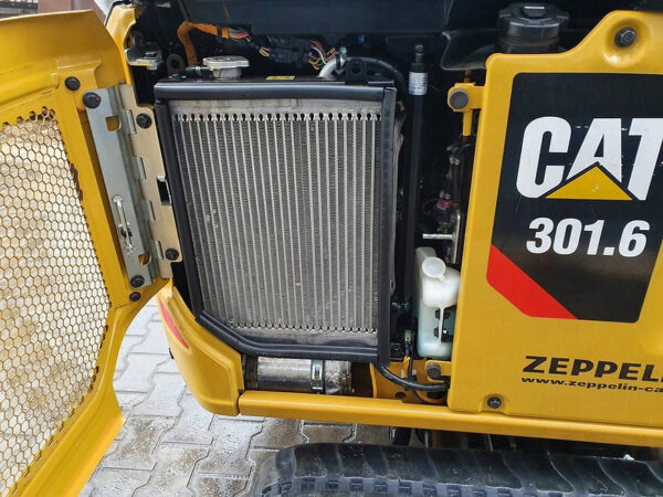 CATERPILLAR 301.6 – Image 8