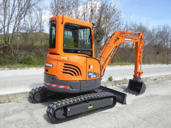 DOOSAN DX35Z – Image 12