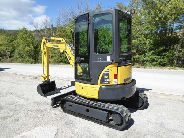 KOMATSU PC 26 MR-3 – Image 13