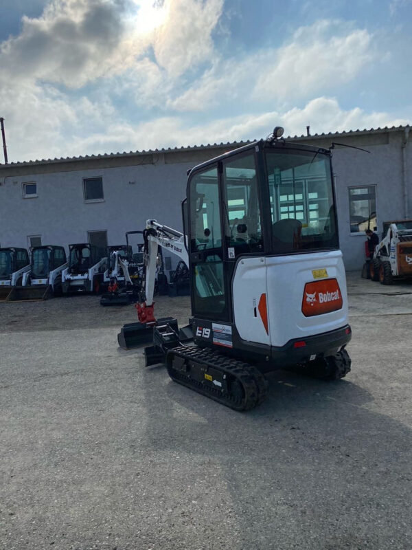 Bobcat E19 – Image 11