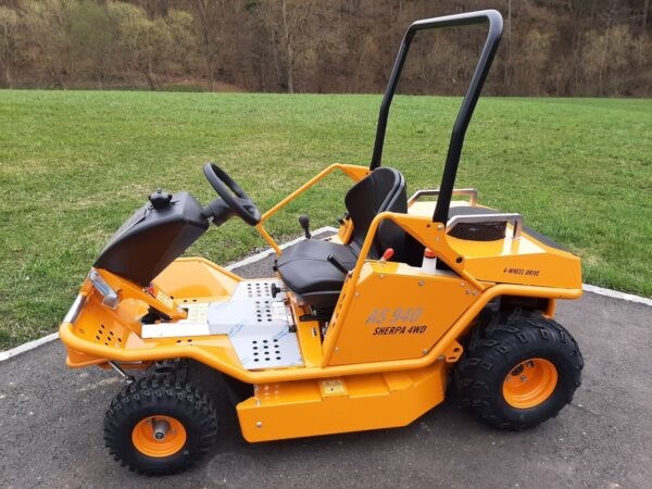 débroussailleuse 4×4 iseki sra 950f